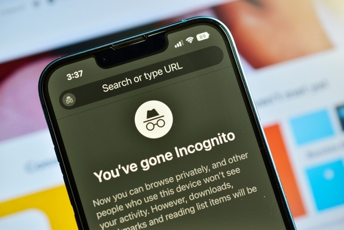 google Incognito tab on smartphone